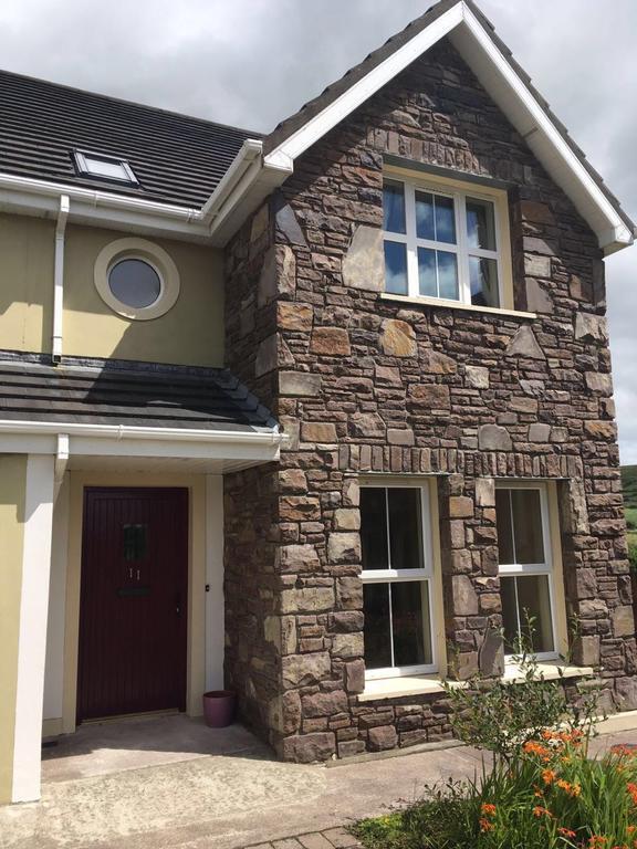 Cois Chnoic Villa Dingle Exterior photo
